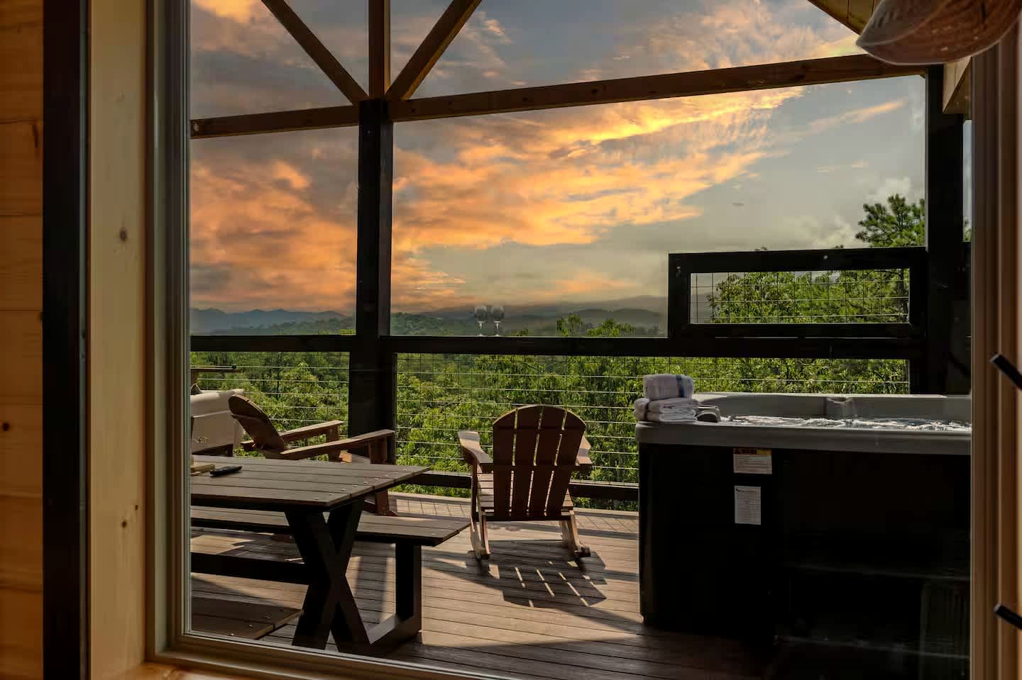 Luxe Mountain Chalet with Hot Tub & Game Loft near Pigeon Forge & Gatlinburg, TN