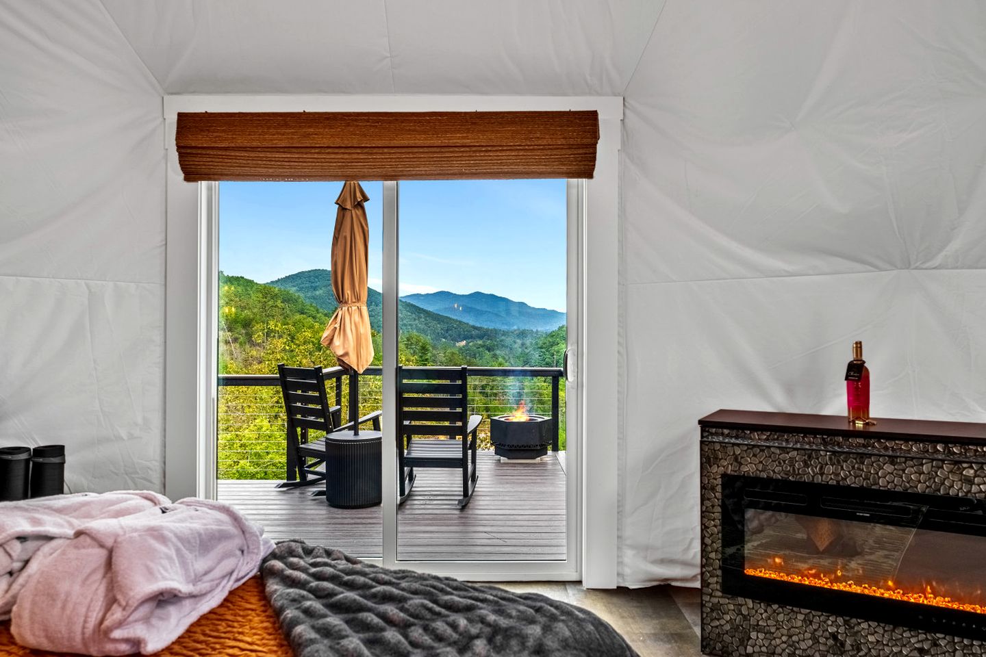 Luxury Dome Near Great Smoky Mountains National Park, Tennessee