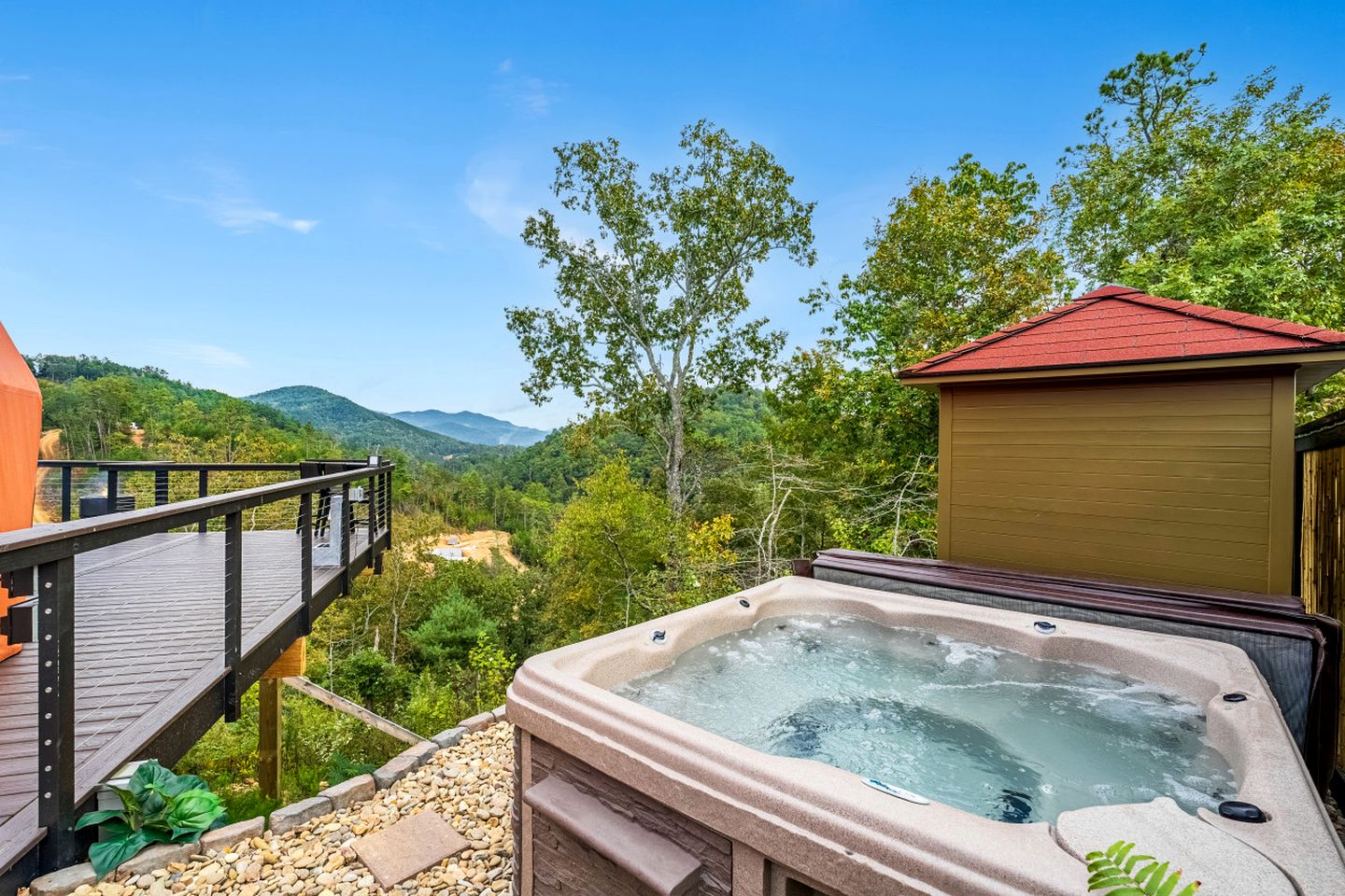Luxury Dome Near Great Smoky Mountains National Park, Tennessee
