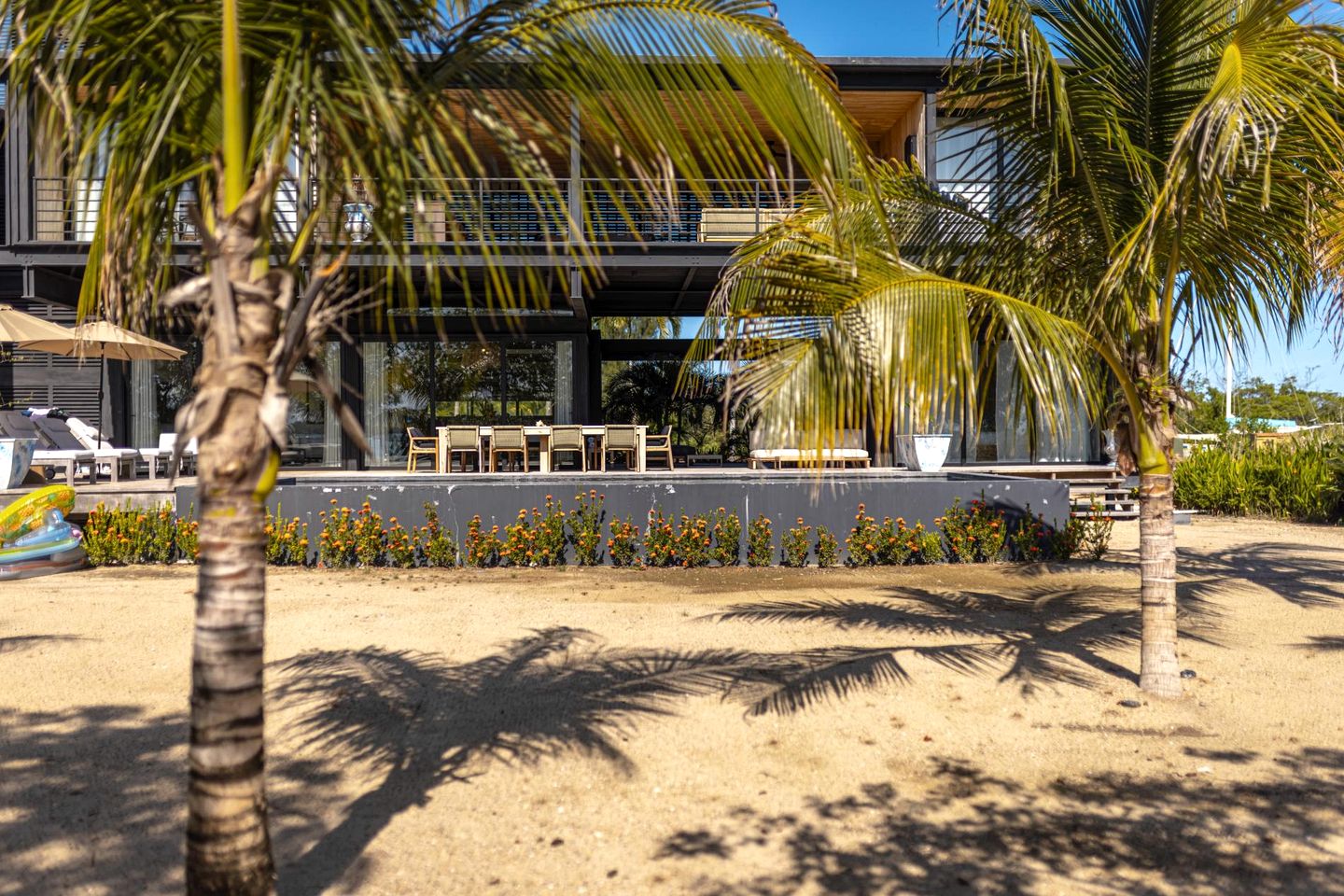 Spectacular Beachfront Villa with Outdoor Villa and Pool Table in Belize