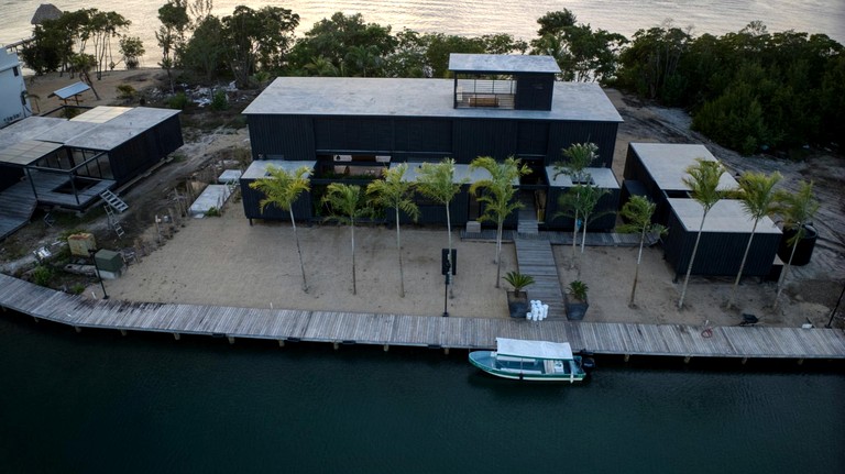 Vacation Rentals (Belize, Belize City, Belize District)