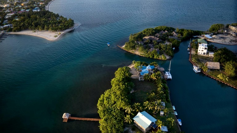 Vacation Rentals (Belize, Belize City, Belize District)