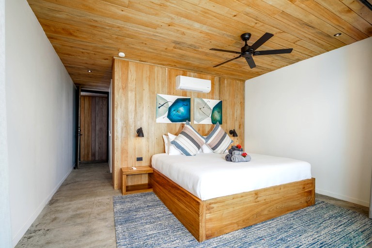 Vacation Rentals (Belize, Belize City, Belize District)