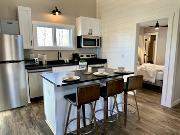 New Mountain Tiny Retreat with Beautiful Deck in Tennessee photo 4