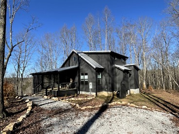 New Mountain Tiny Retreat with Beautiful Deck in Tennessee