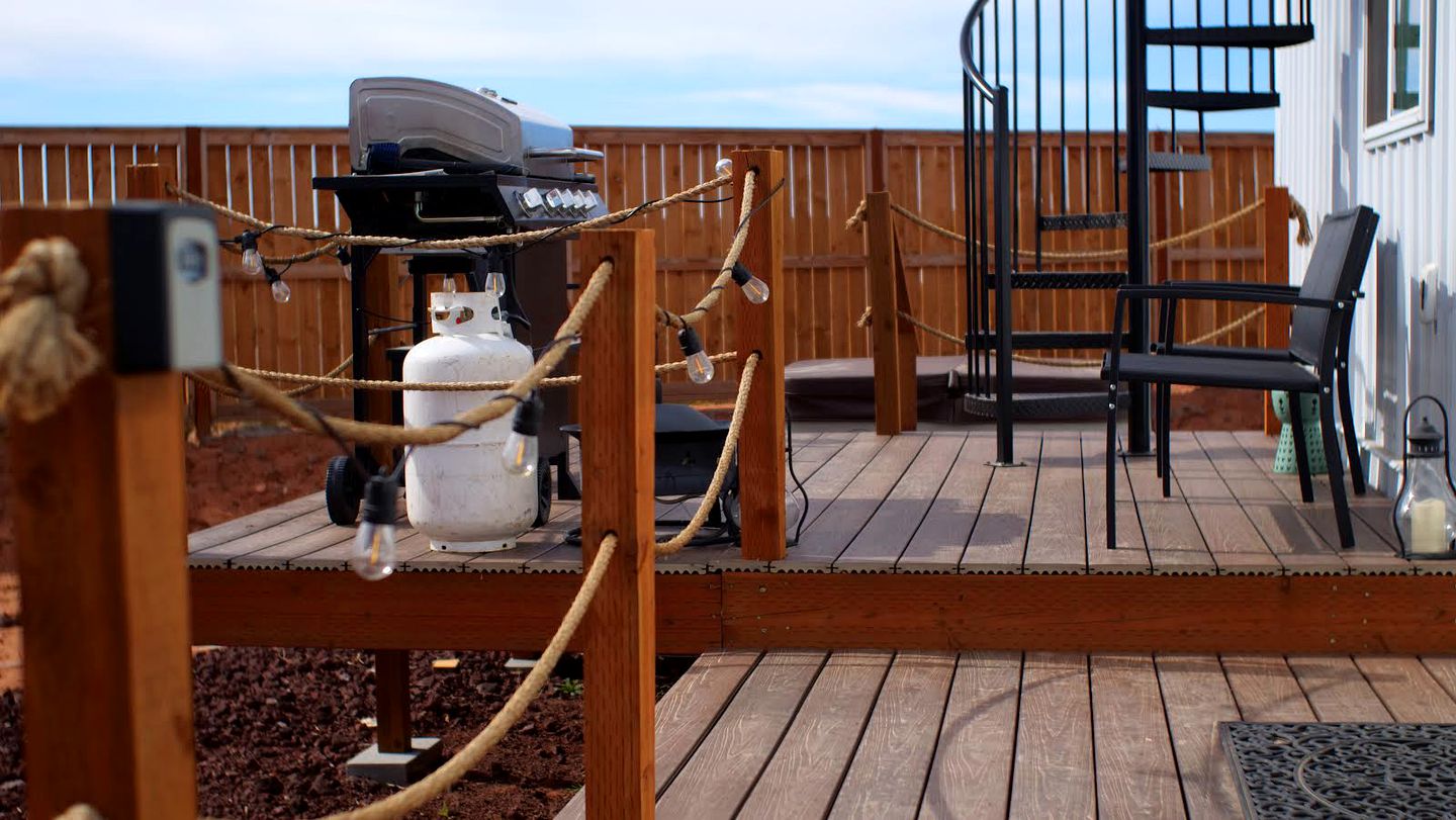 Discover Zion: Tiny Home Stay in Apple Valley, Minutes from National Park