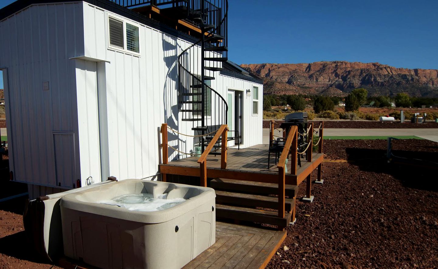 Discover Zion: Tiny Home Stay in Apple Valley, Minutes from National Park