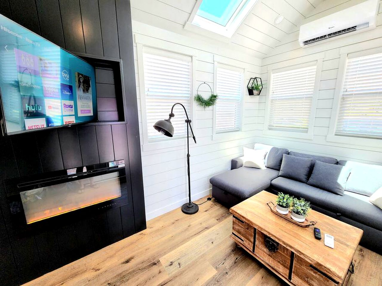 Discover Zion: Tiny Home Stay in Apple Valley, Minutes from National Park