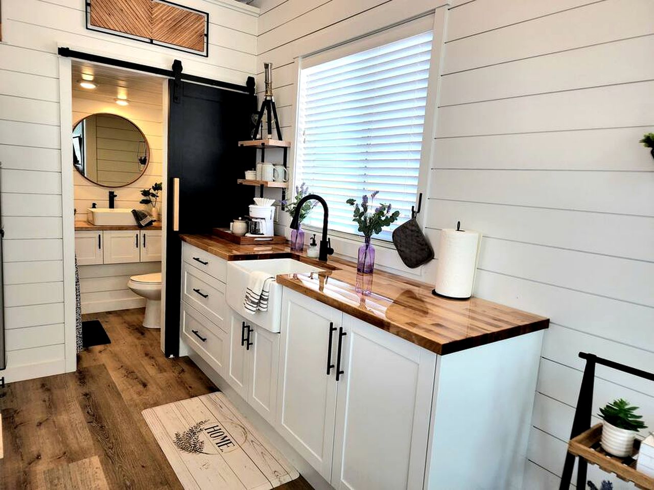Discover Zion: Tiny Home Stay in Apple Valley, Minutes from National Park
