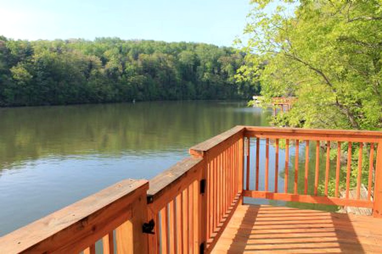 Secluded Claytor Lake Retreat in Virginia