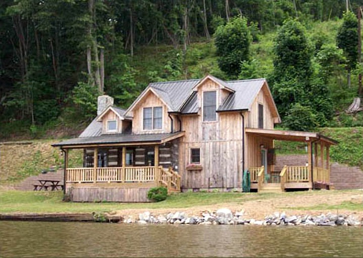 Log Cabins (Hiwassee, Virginia, United States)