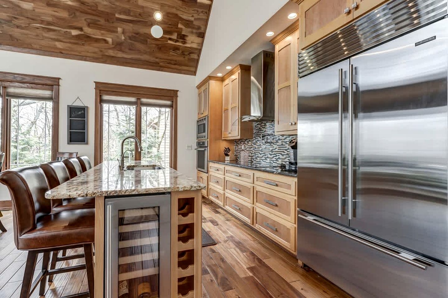 Luxury Ski-In/Ski-Out Lodge with Hot Tub near Blue Ridge Mountains, Wintergreen Resort VA