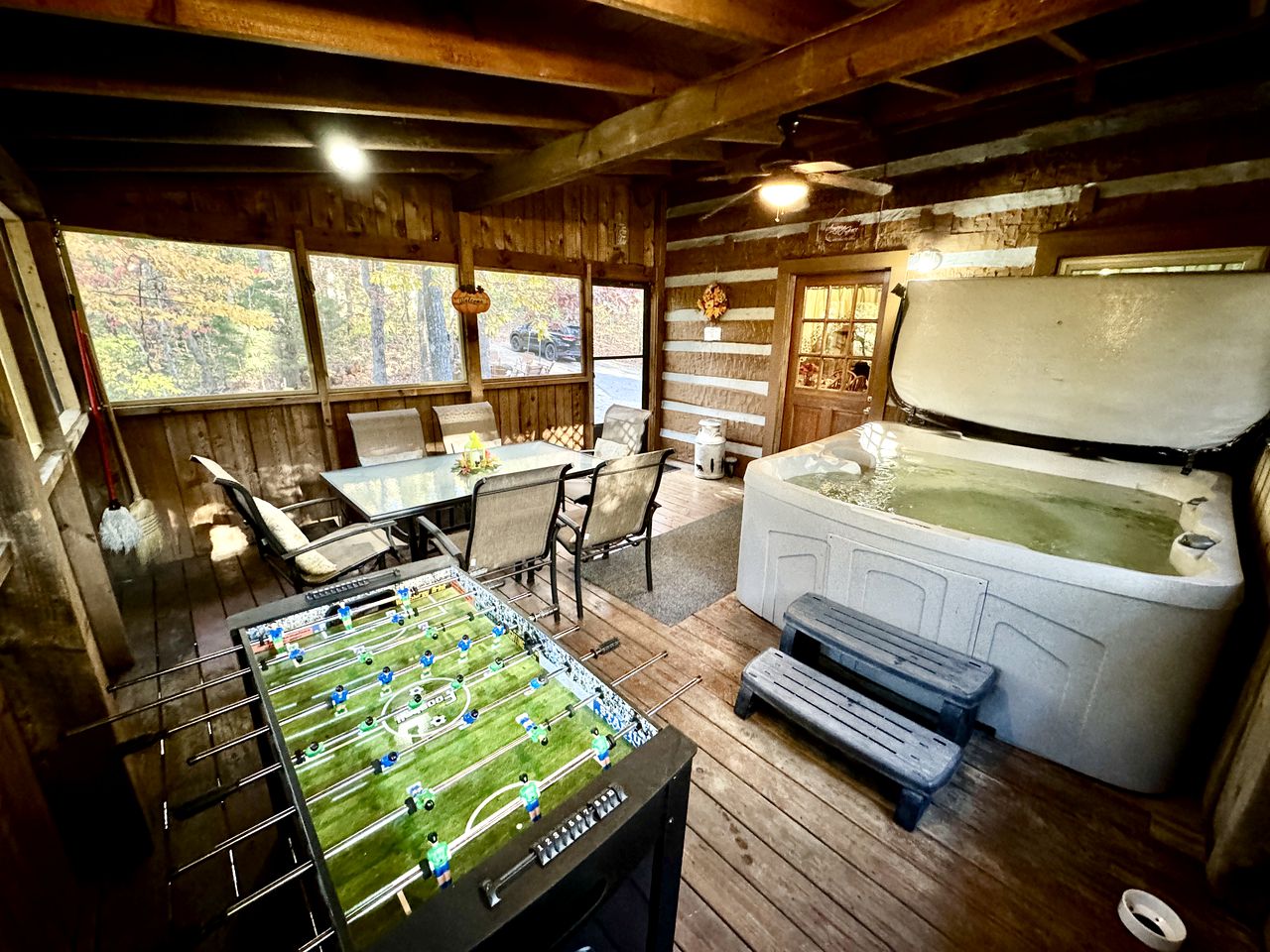 Impressive Log Cabin with Fire Pit, Game Room and Hot-tub in Sevierville, Tennessee
