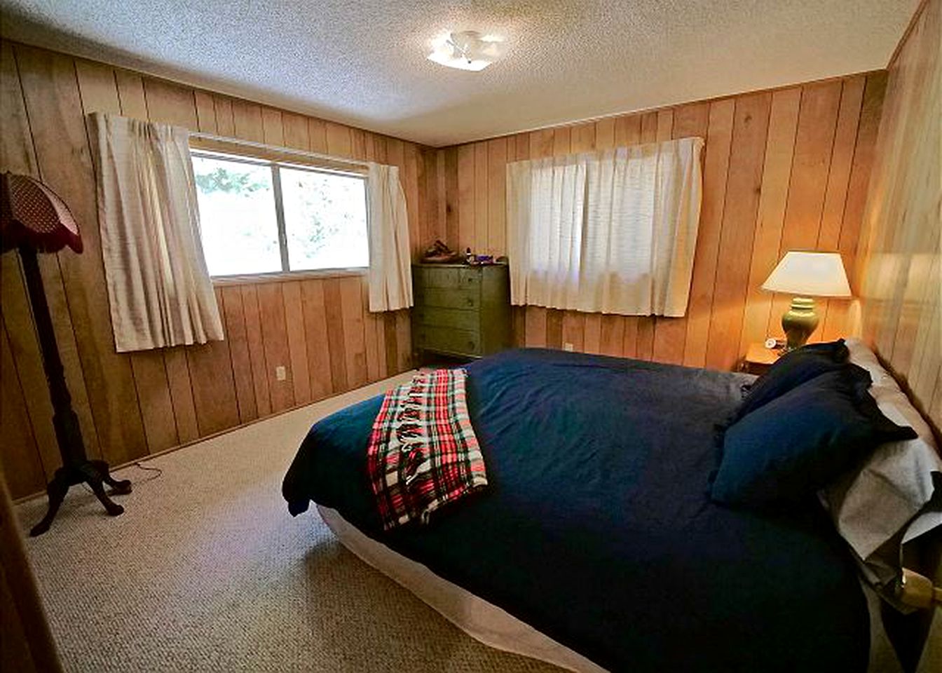 Cabin Rental near Lake Hemet in California