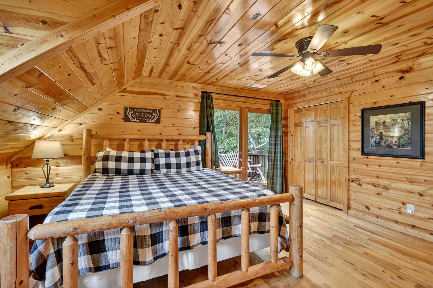 Lush Mountaintop Cabin Haven near Chattahoochee River in Georgia