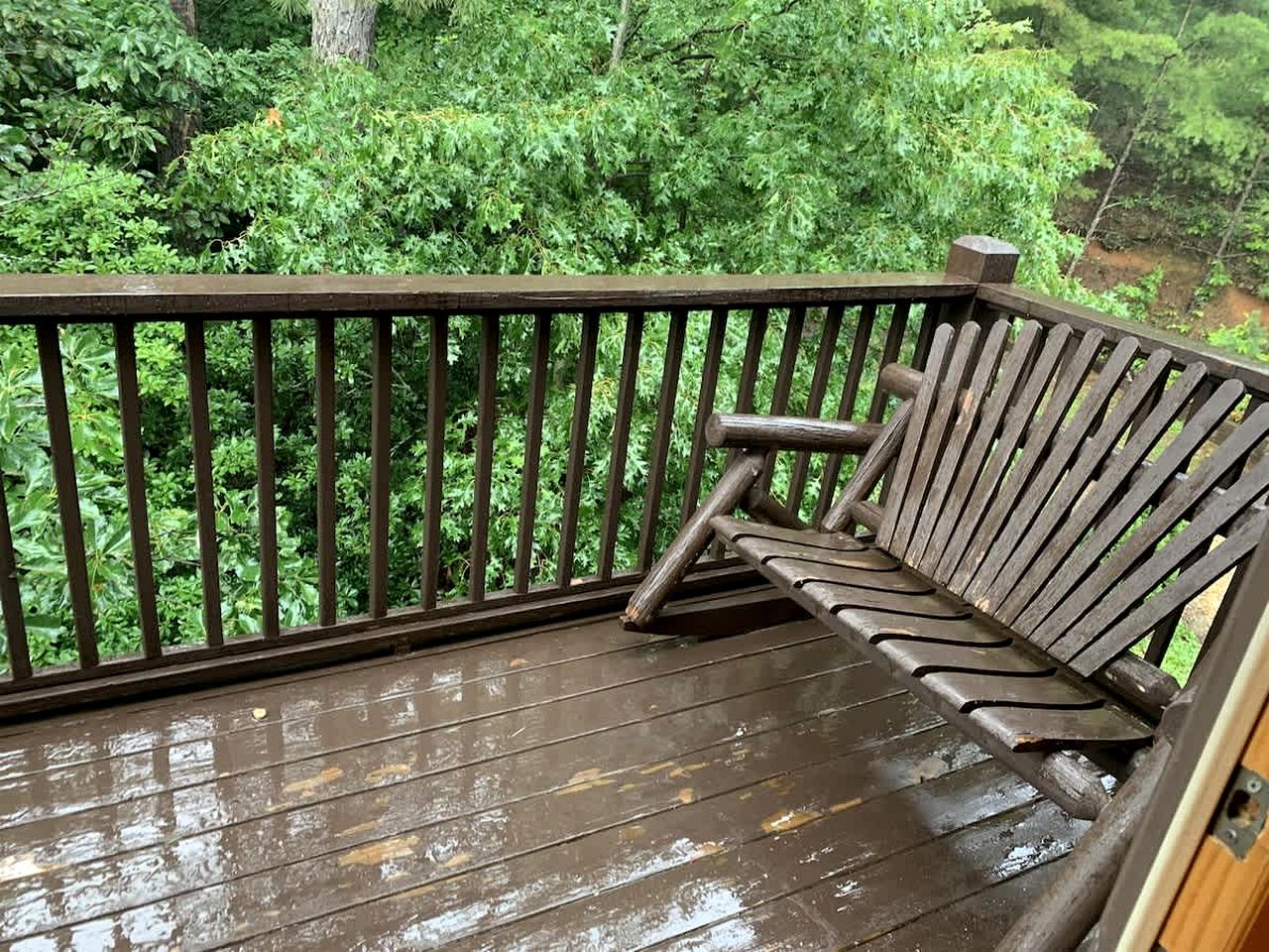Lush Mountaintop Cabin Haven near Chattahoochee River in Georgia