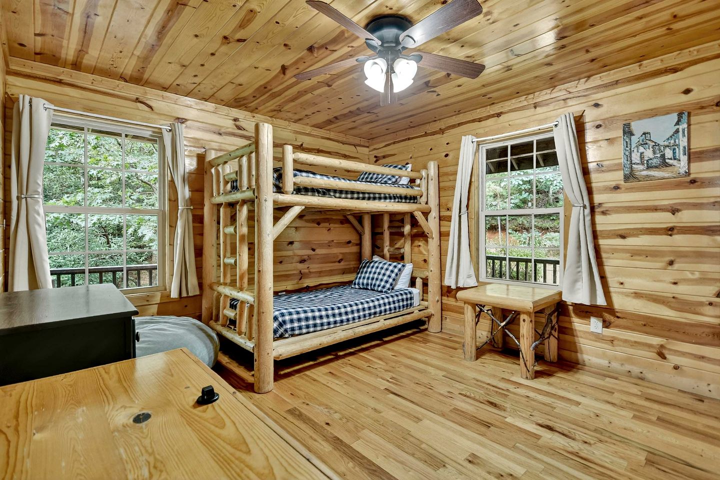 Lush Mountaintop Cabin Haven near Chattahoochee River in Georgia