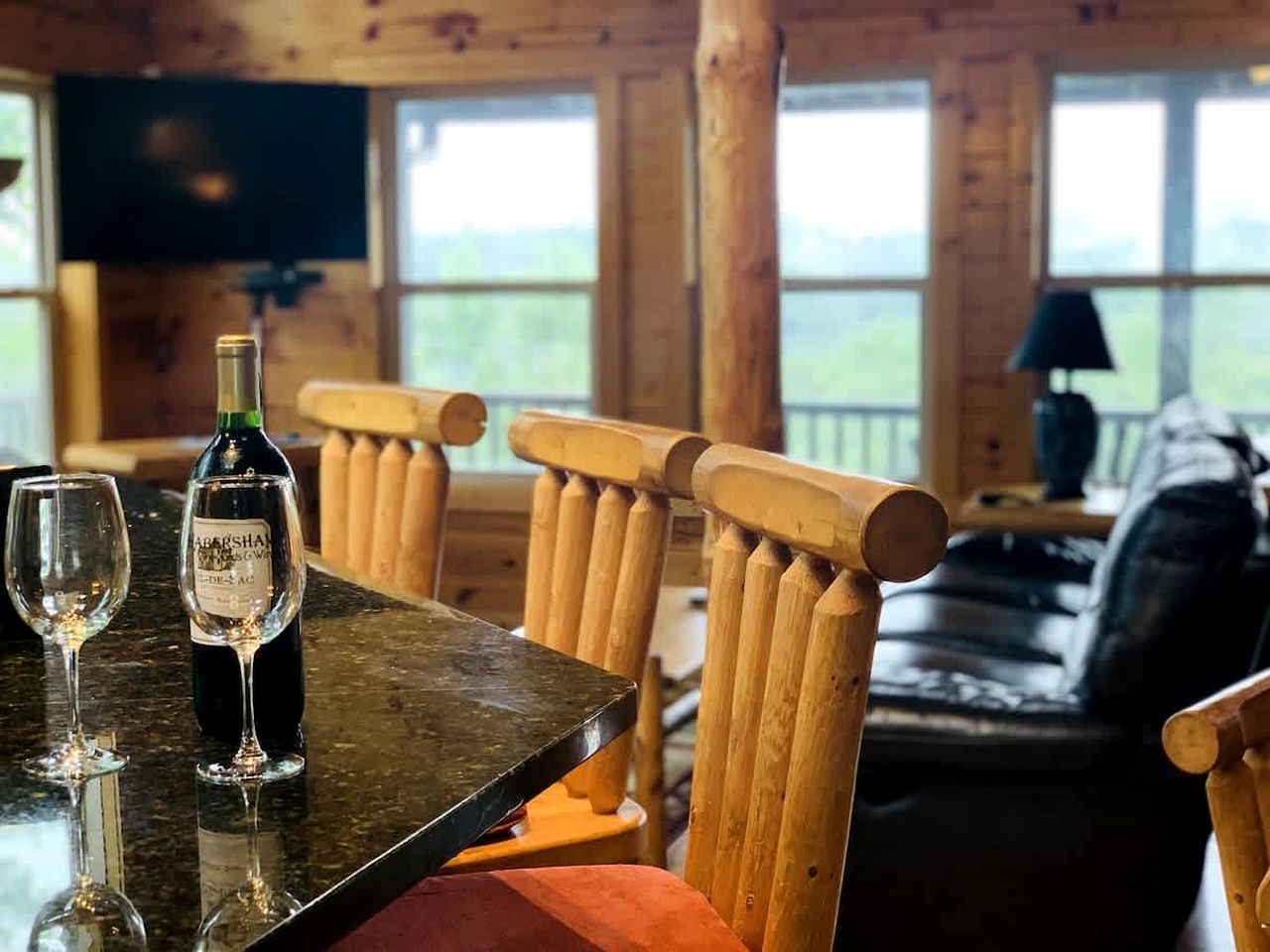 Lush Mountaintop Cabin Haven near Chattahoochee River in Georgia