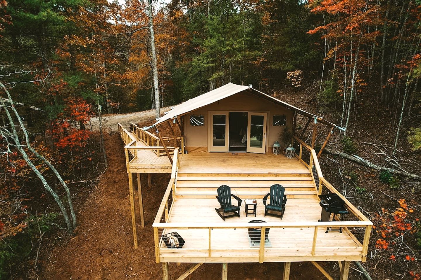 Luxury Safari Tent Near Great Smoky Mountains National Park, Tennessee