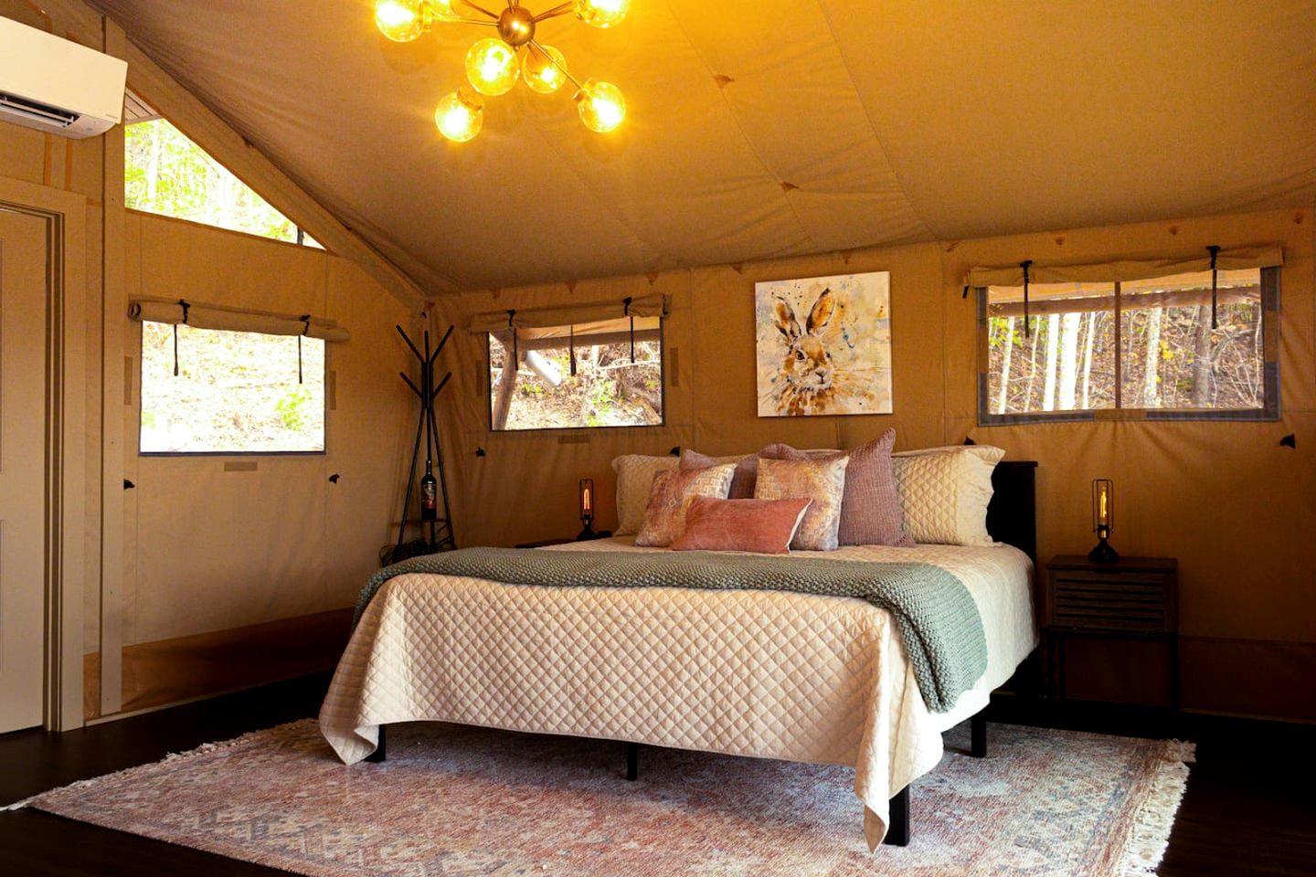 Luxury Safari Tent Near Great Smoky Mountains National Park, Tennessee