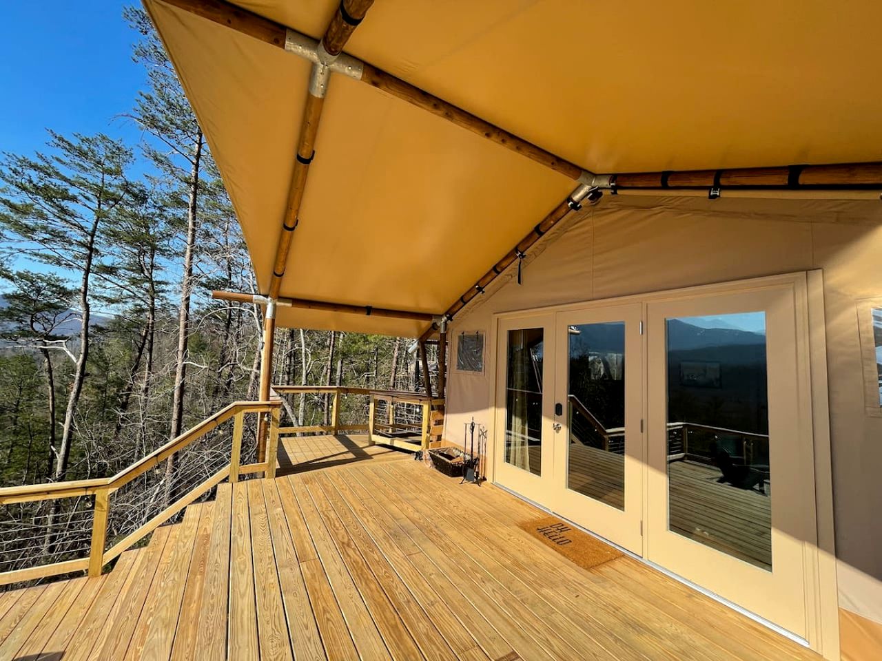 Luxury Safari Tent Near Great Smoky Mountains National Park, Tennessee