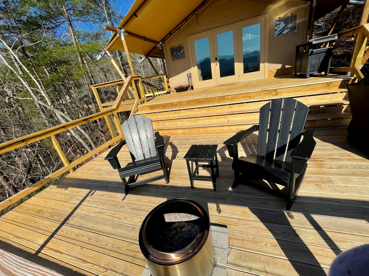 Luxury Safari Tent Near Great Smoky Mountains National Park, Tennessee