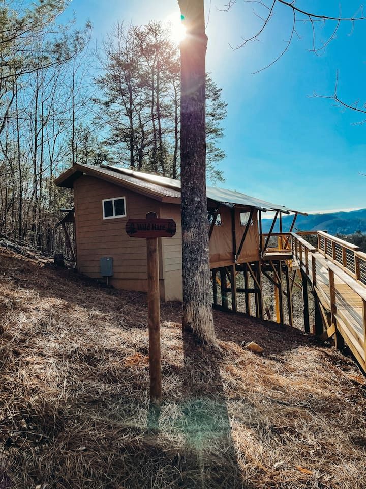 Luxury Safari Tent Near Great Smoky Mountains National Park, Tennessee