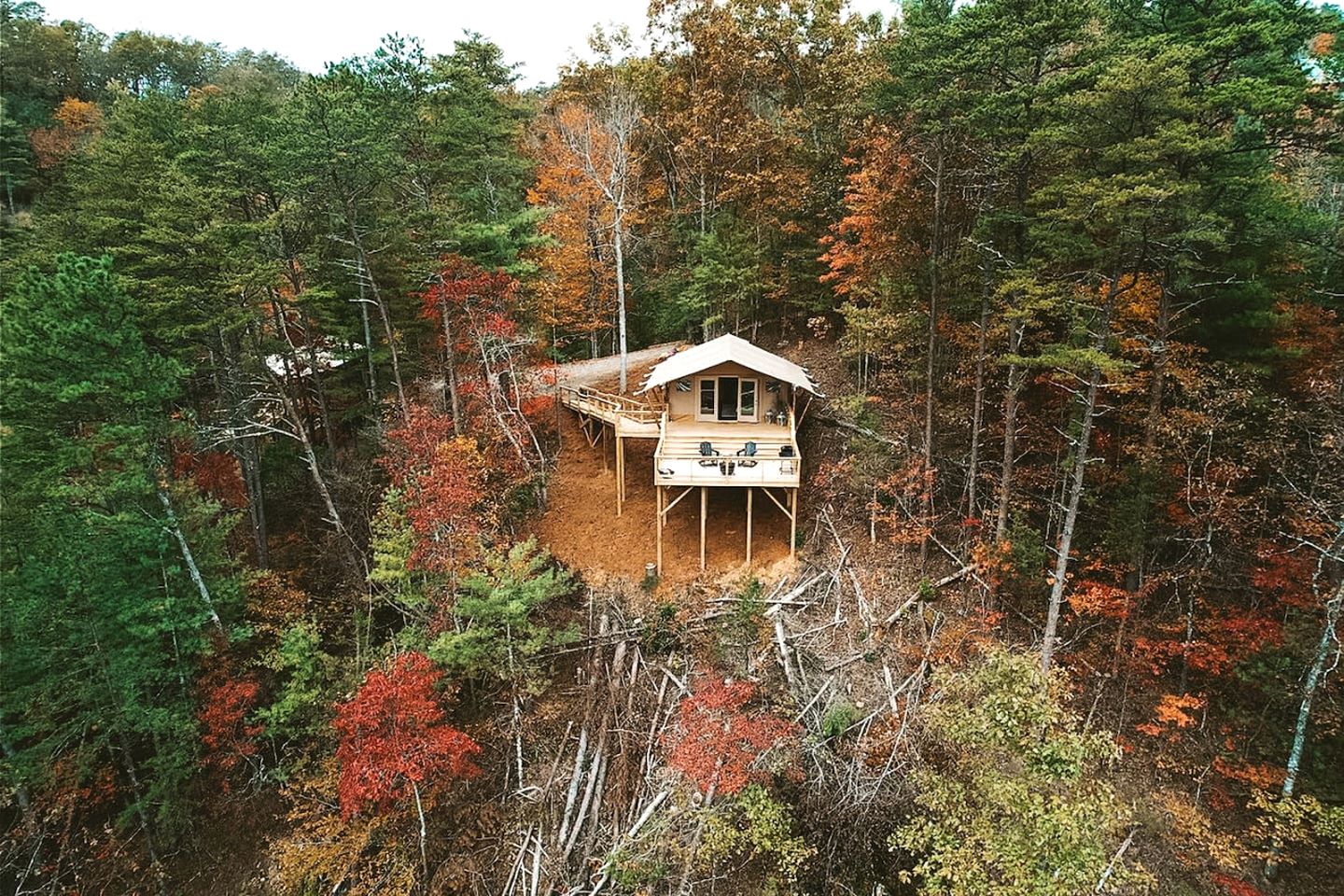 Luxury Safari Tent Near Great Smoky Mountains National Park, Tennessee