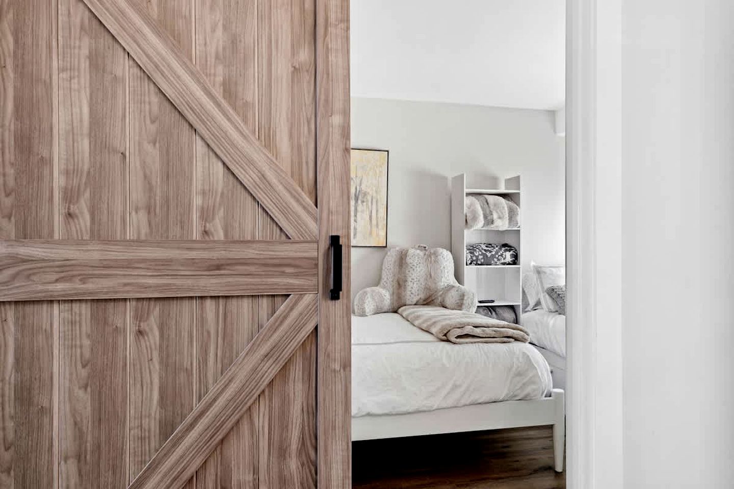 Scenic Ski-In/Ski-Out Mountain Retreat Near Wintergreen Resort, Wintergreen VA