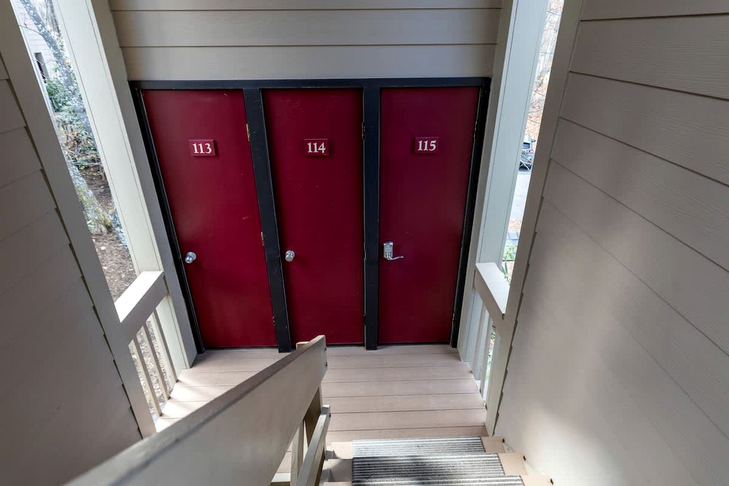 Scenic Ski-In/Ski-Out Mountain Retreat Near Wintergreen Resort, Wintergreen VA