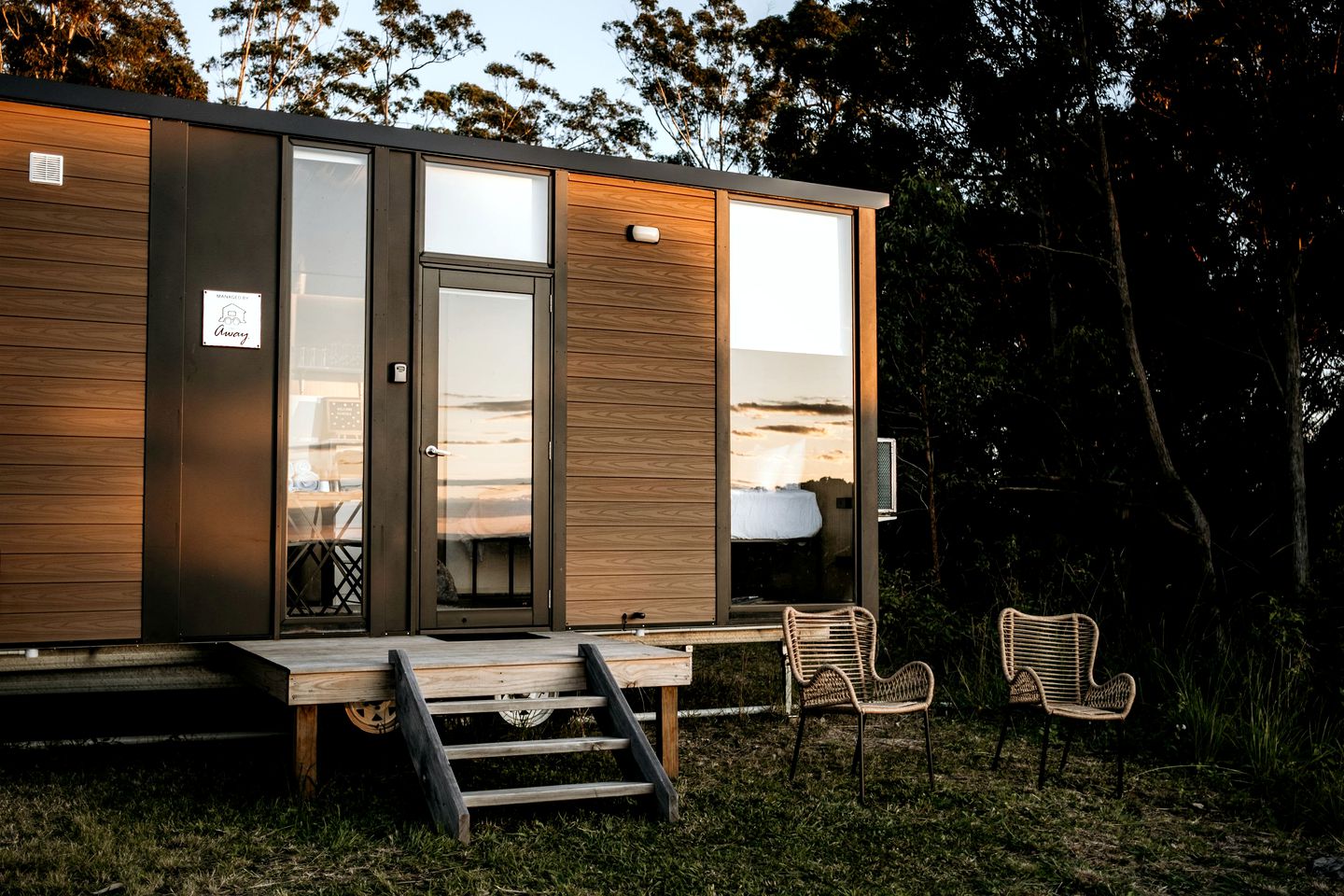 Comfortable and Secluded Tiny House on an Avocado Farm in Newee Creek, New South Wales - Ideal for an Intimate Glamping Vacation