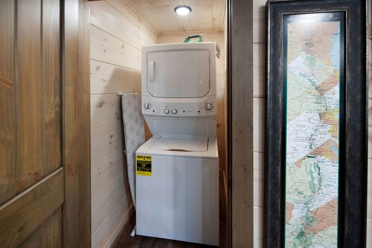 Modern Luxury Cabin with Hot Tub near Winfield Dunn Pkwy in Sevierville, TN