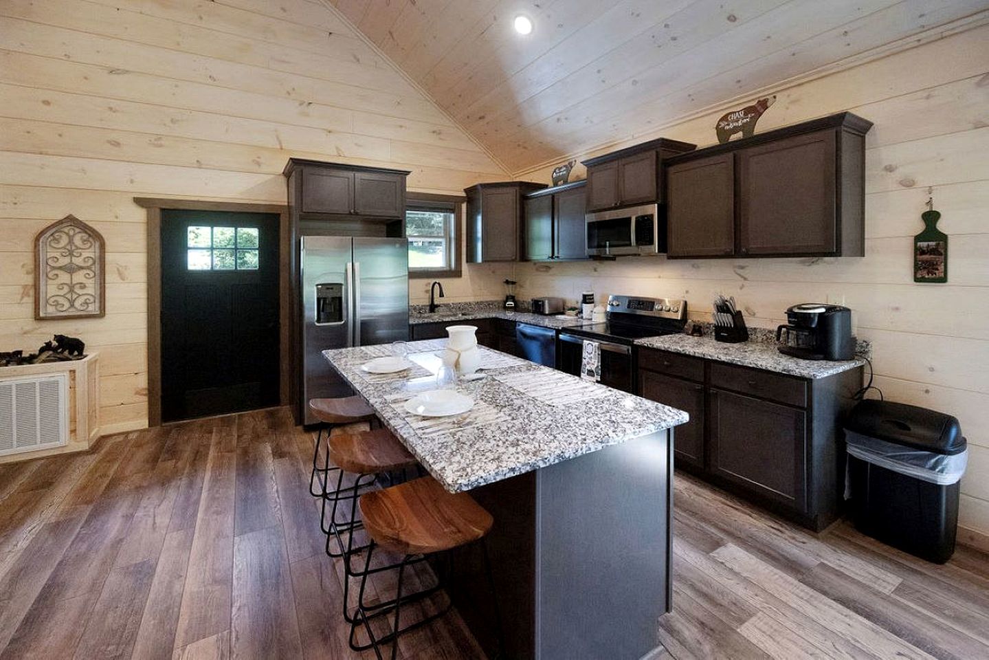 Modern Luxury Cabin with Hot Tub near Winfield Dunn Pkwy in Sevierville, TN