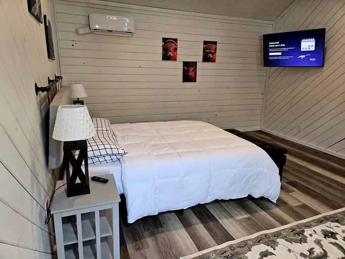 Cottages (United States of America, Draper, Virginia)