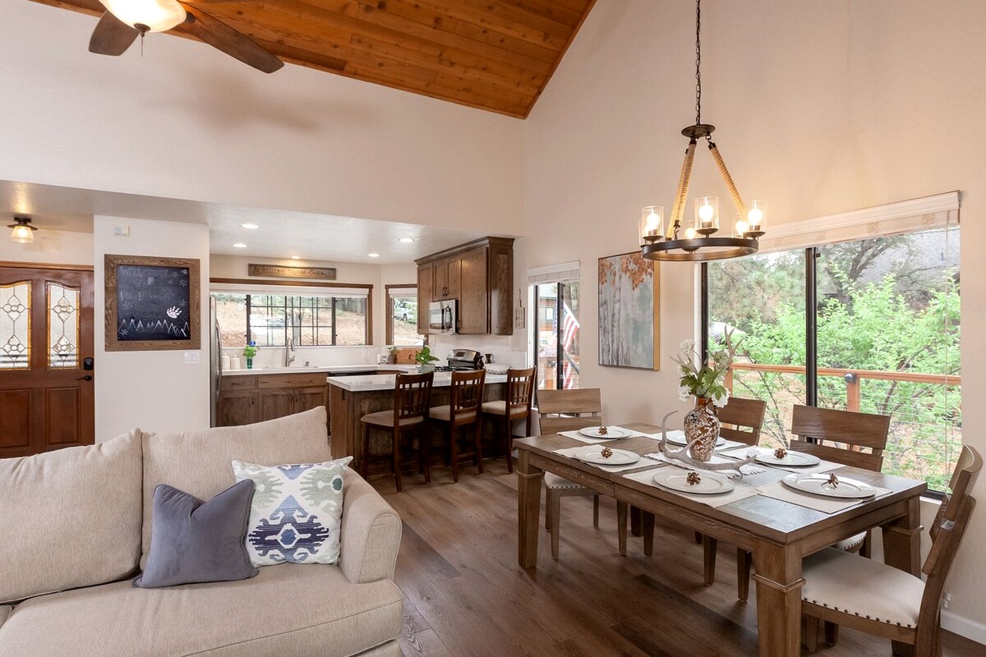 Remodeled Cabin with Impressive Private Deck in California