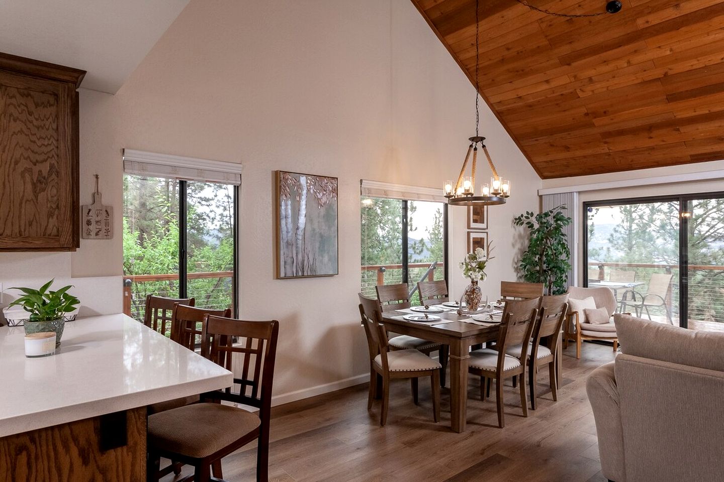 Remodeled Cabin with Impressive Private Deck in California