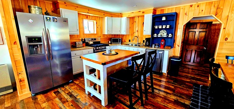 Cabins (United States of America, Greenville, Maine)