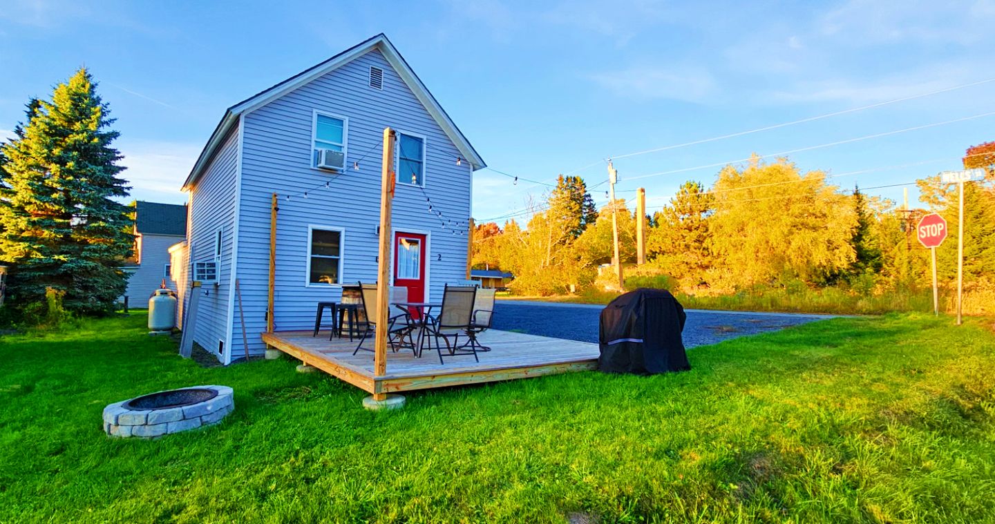 Cabins (United States of America, Greenville, Maine)