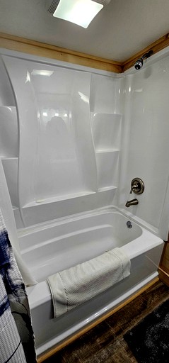 Cabins (United States of America, Greenville, Maine)