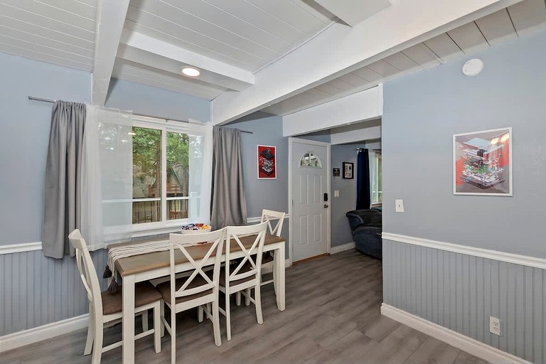 Cabins (United States of America, Big Bear, California)