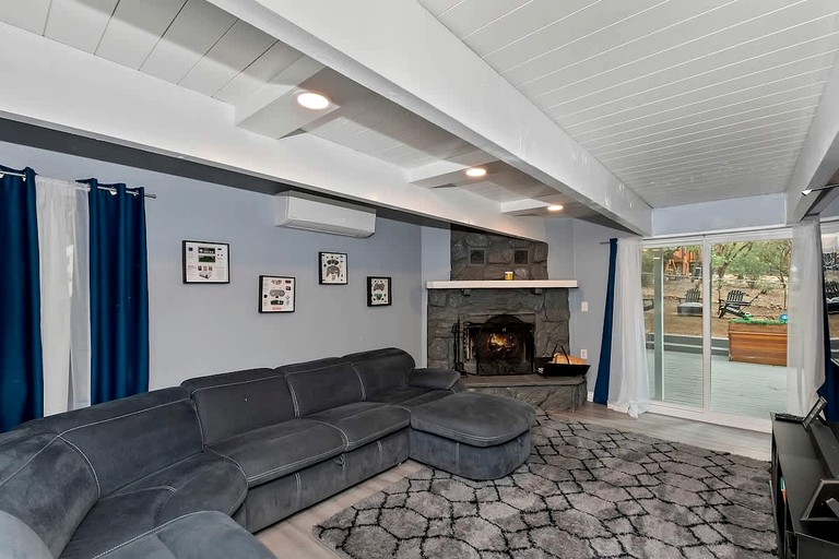 Cabins (United States of America, Big Bear, California)