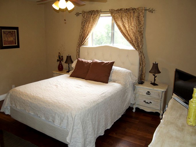 Cabins (Oakhurst, California, United States)