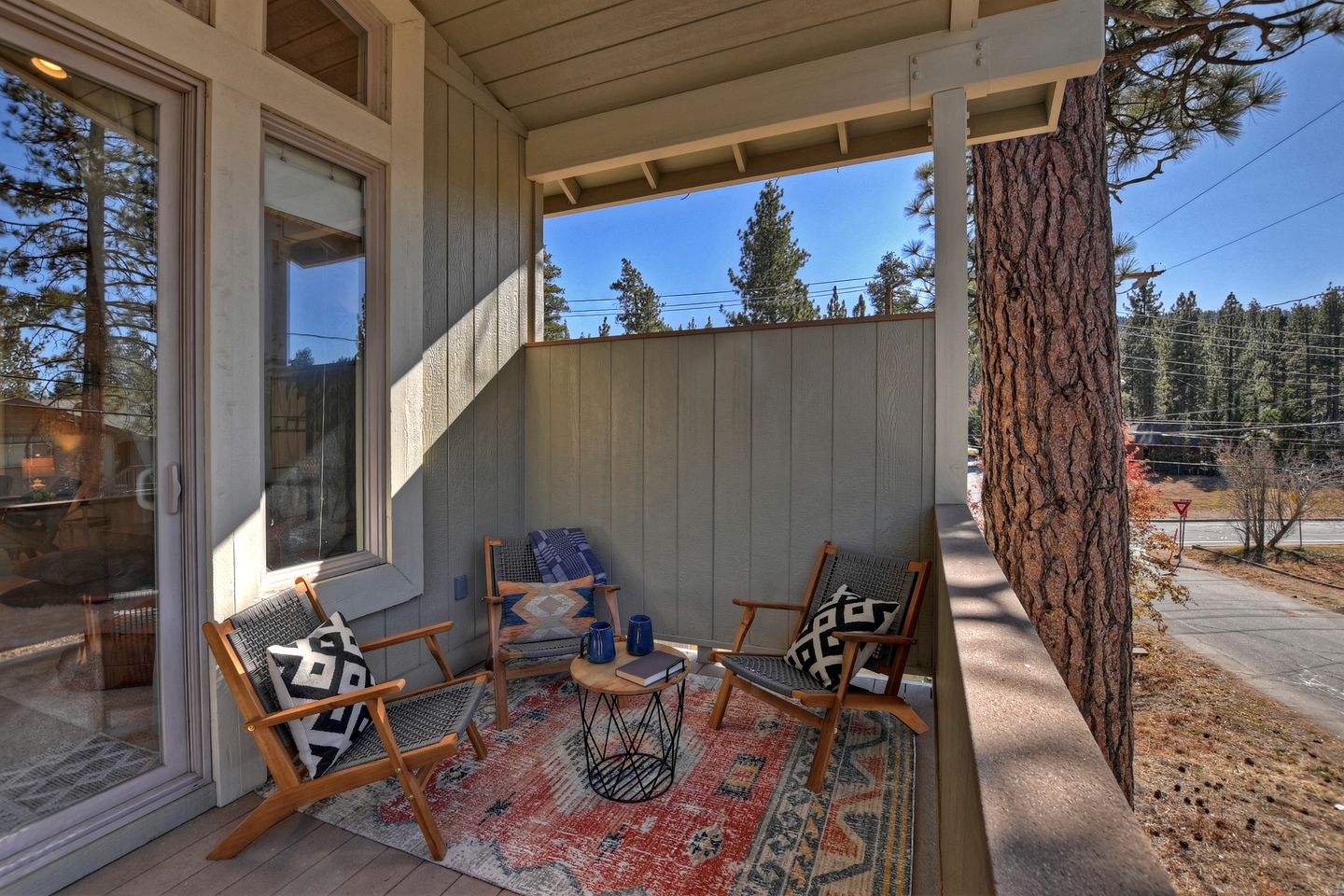 Getaway to Big Bear: Mountain Cabin with Game Room - Your Ultimate Retreat