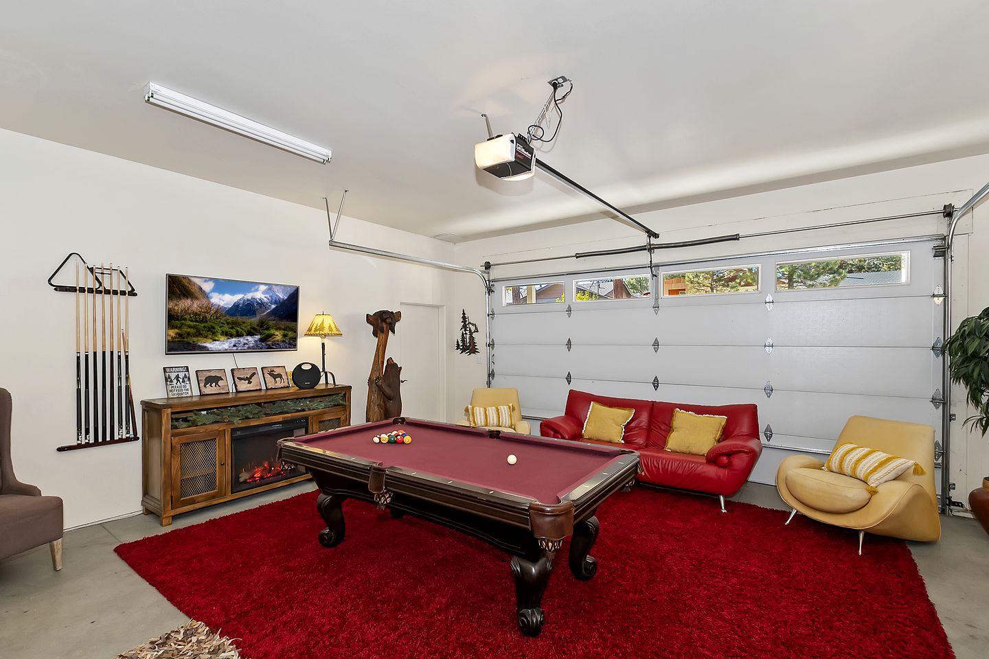 Getaway to Big Bear: Mountain Cabin with Game Room - Your Ultimate Retreat