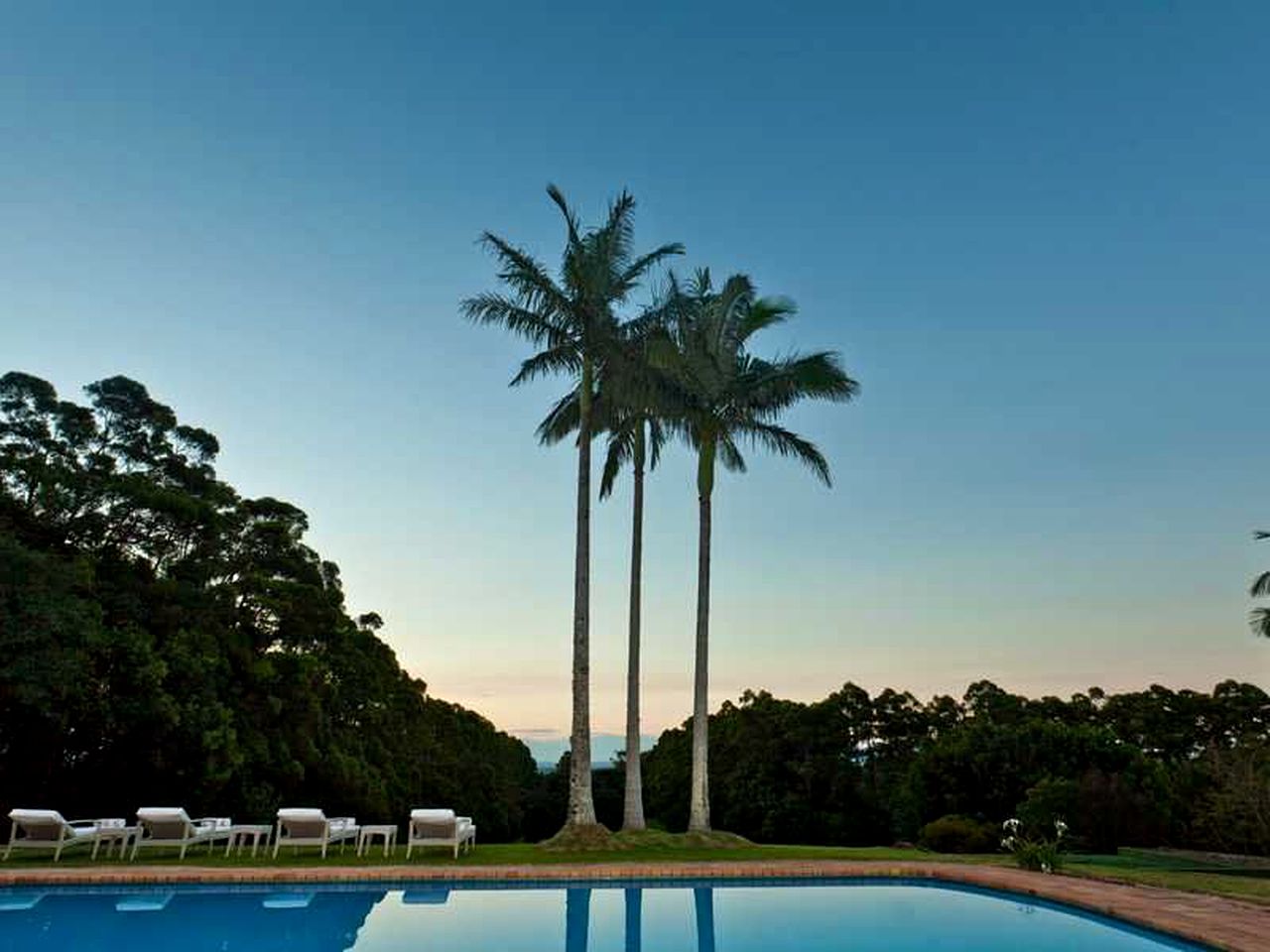 Luxury Family Lodge Getaway with a Pool near Byron Bay, New South Wales