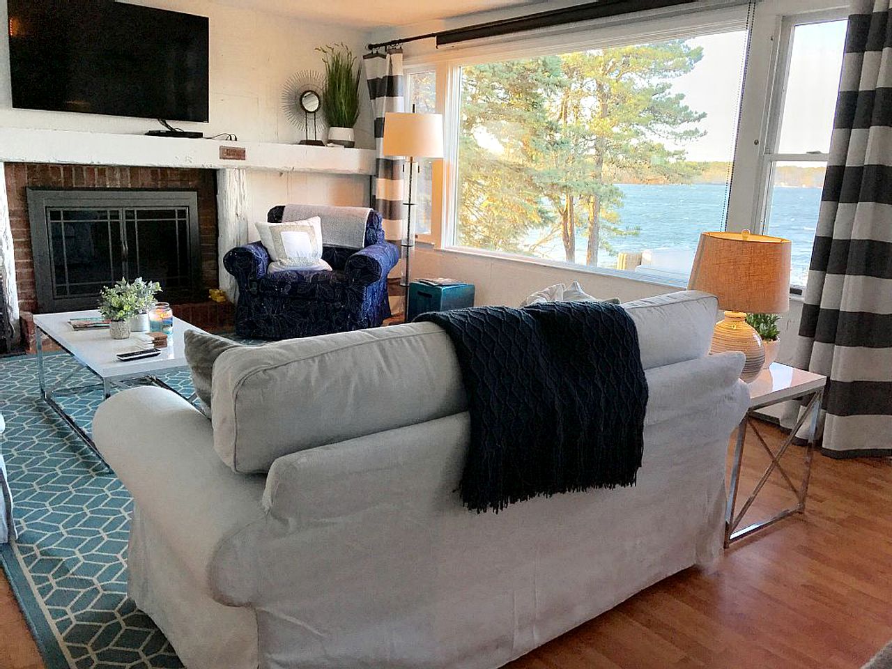 Luxury Cottage Rental with Stunning Waterfront Views in Cape Cod, Massachusetts