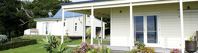 Cottages (Gisborne, North Island, New Zealand)