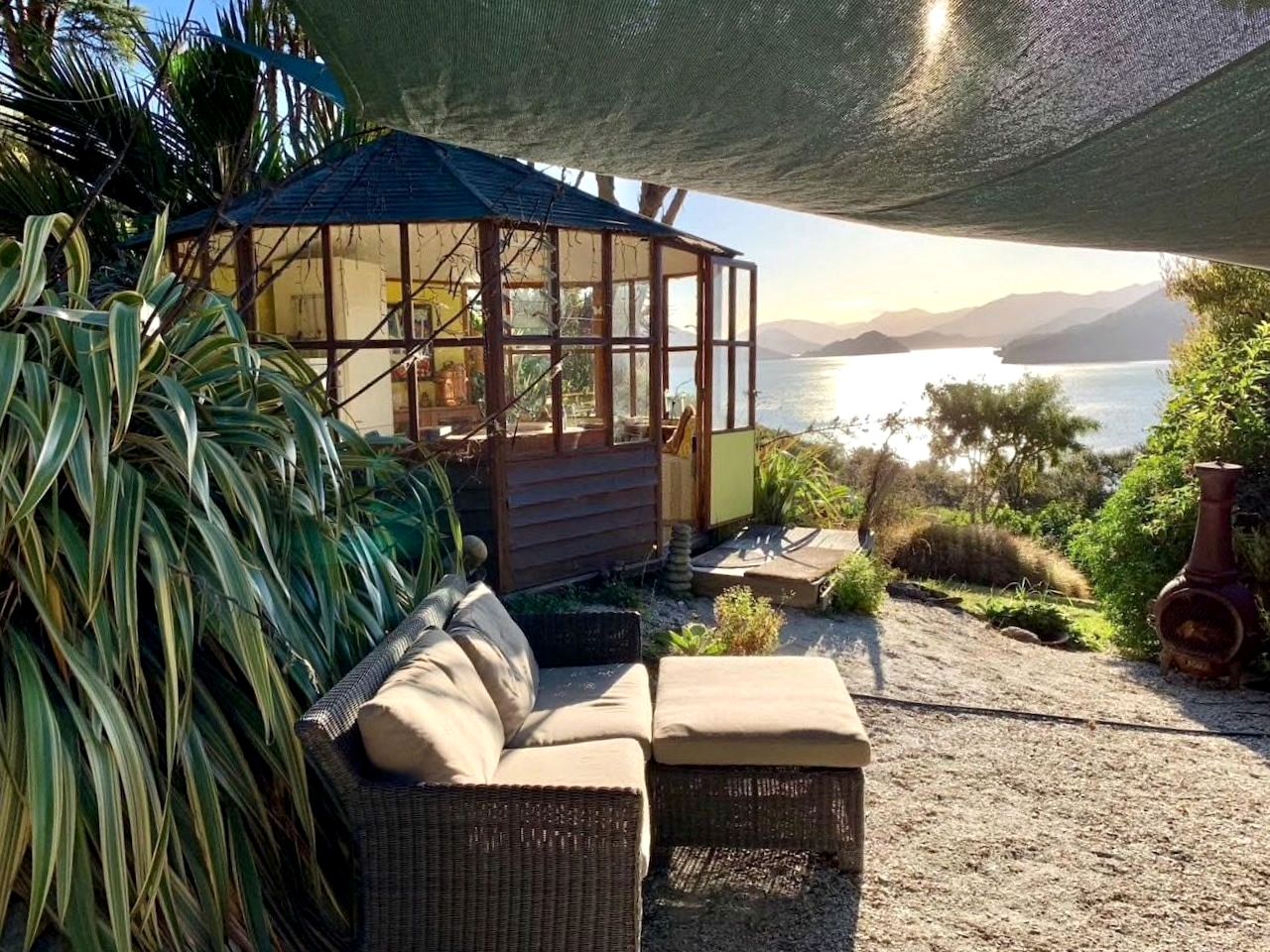 Secluded Vacation Rental with Private Hot Tub in Marlborough, South Island