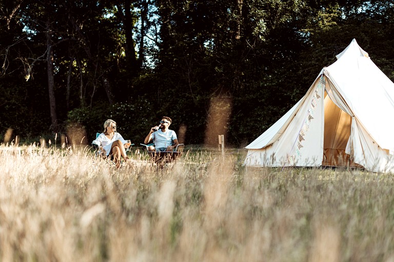 Secluded Luxury Glamping in a Tranquil Meadow Escape in England, United Kingdom