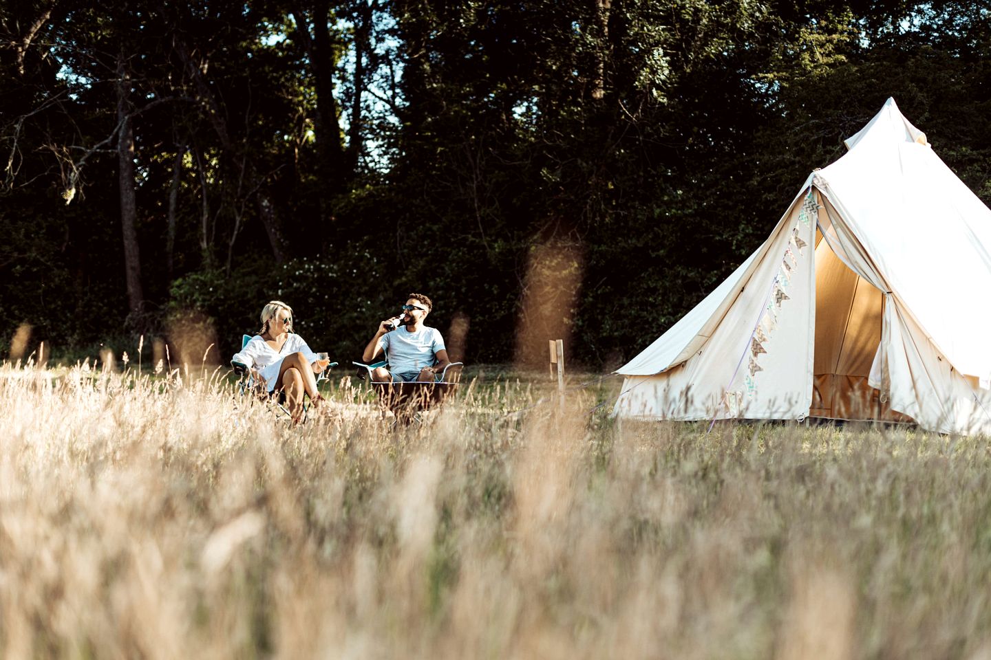 Secluded Luxury Glamping in a Tranquil Meadow Escape in England, United Kingdom